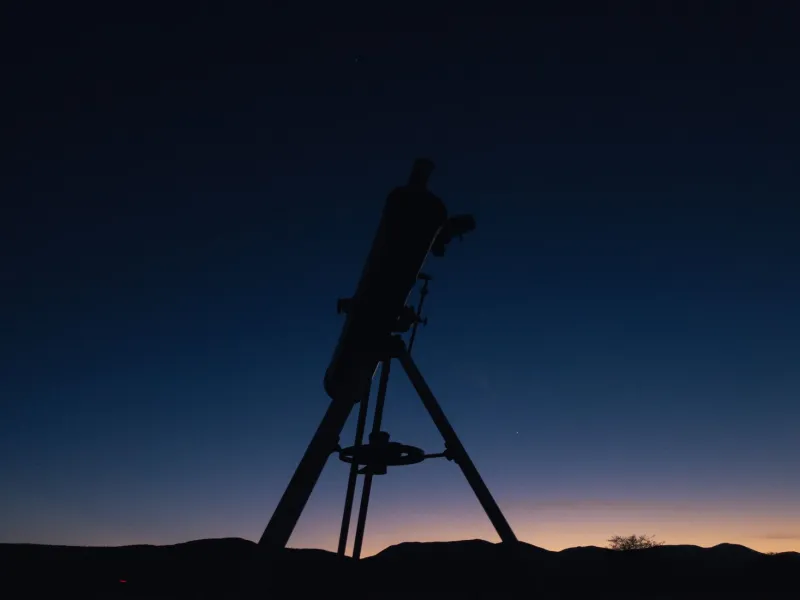 The Telescope on the Porch: Amateur Astronomers and the Collective Science of the Night Sky